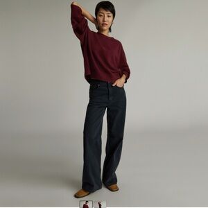 Everlane Boxy Crew in Cashmere Sweater in Port Small